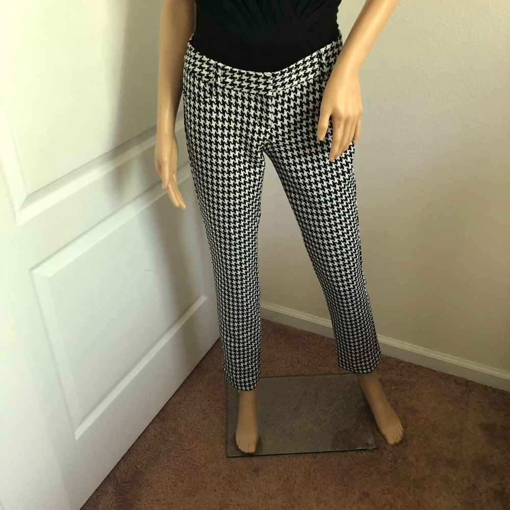 Express Columnist Pants Size 2r - image 2